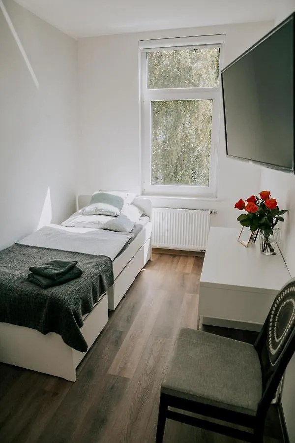 Rainbow Ferienzimmer 0*, BRE